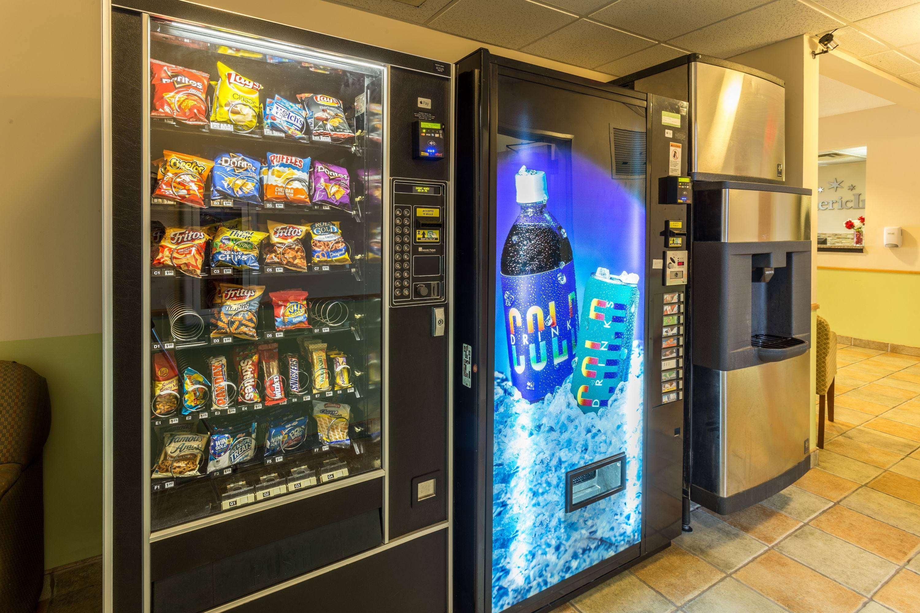 Americinn By Wyndham Streator Ngoại thất bức ảnh
