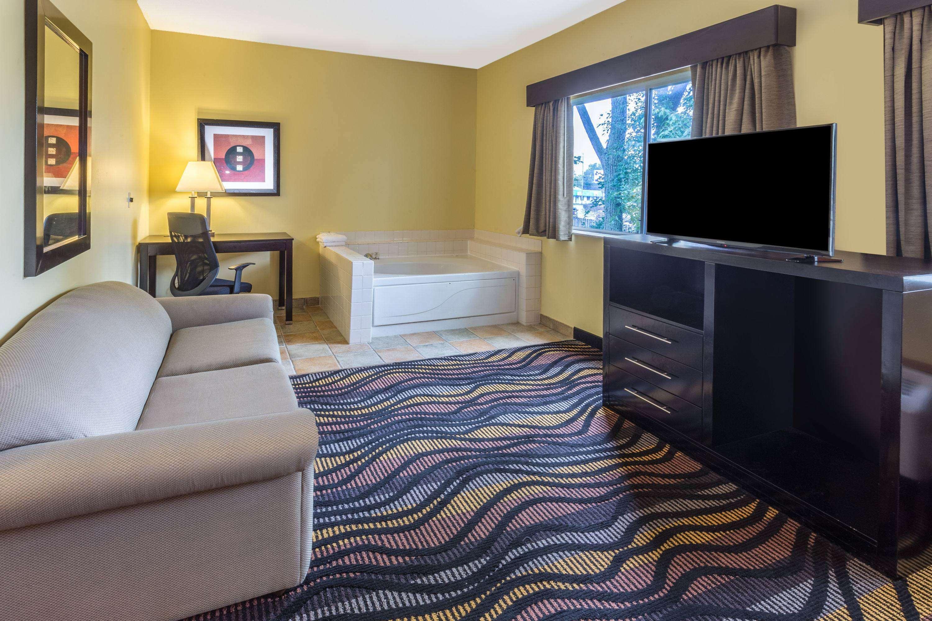 Americinn By Wyndham Streator Ngoại thất bức ảnh